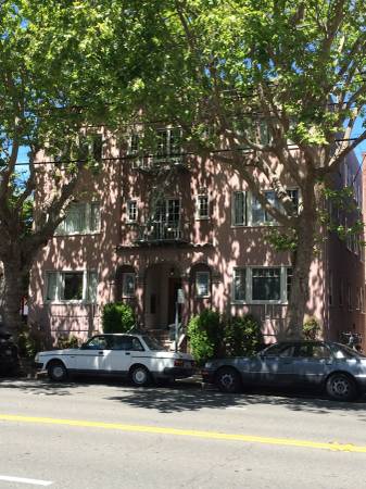 $1,679 725 Central Avenue 104 -Large sunny Studio Unit (alameda)63686121358593121