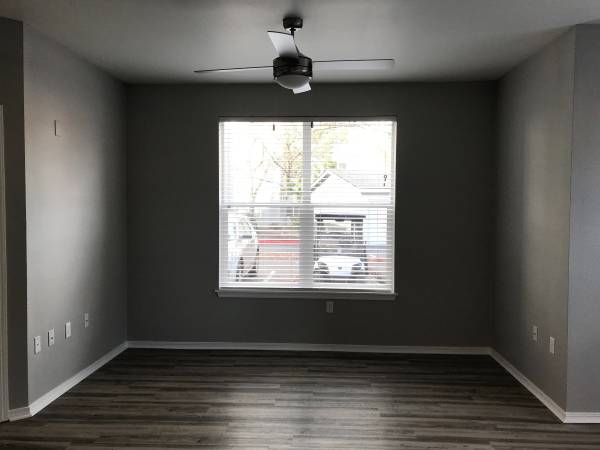 $1,541 / 1 hab - 746 pies² - ¡Simplemente impresionante! Amplio de 1 habitación, 1 baño con mucha luz (Beaverton - Nike)63831328080513123