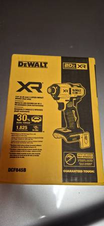 Brand New Dewalt 20v xr brushless 3-speed impact driver hex tool only no battery 1