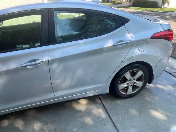 2013 Elantra GLS Sedán, solo 76.500 millas, excelente estado - $6.000 (Rancho Bernardo)63440946668675124