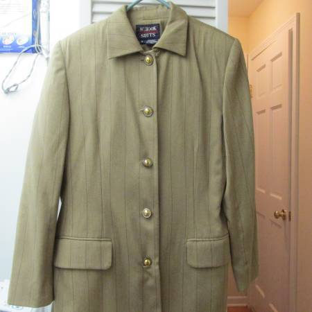 Women's Brown Suit - size 8 1