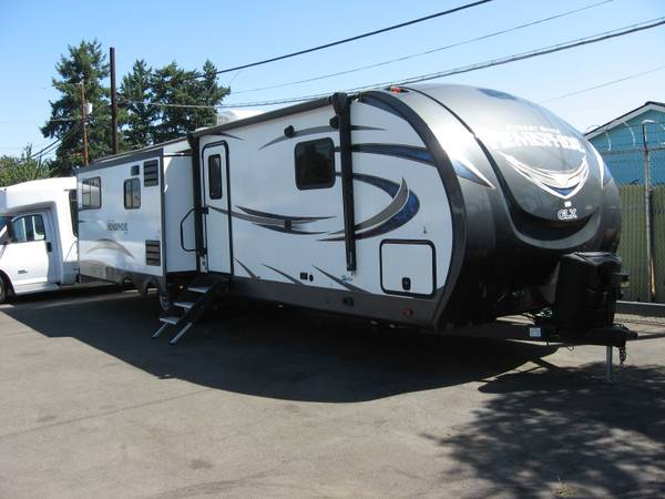 2019 Salem Hemisphere GLX 38ft, 3 Slides...Going Out of Business Sale! - $17,950 (Portland)63440601438337121