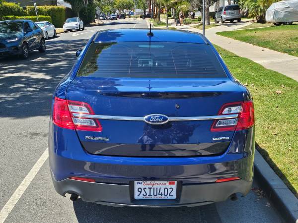 2015 Ford Taurus Police Interceptor - Impresionante y confiable - $6,450 (Mar Vista)63624702611713122