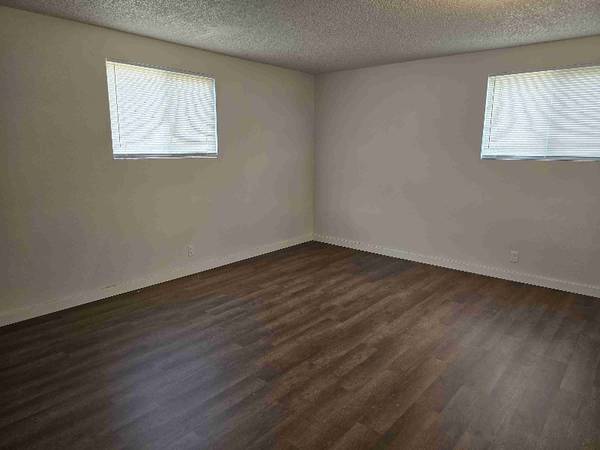 $2500.00 / 3br - 1300ft2 - Charming House in Stevensville| $2500/mo63657027207171124