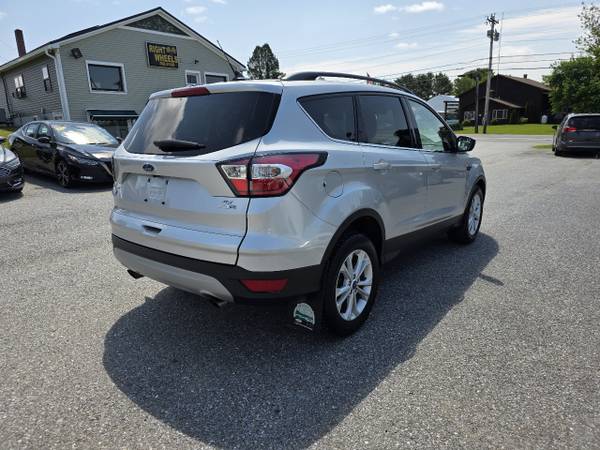 2018 Ford Escape SE 4WD - $15,988 (3760 us rt 5 Derby vt 05829)63622676684163122
