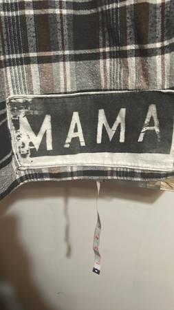 ¡Chaquetas de franela y chaqueta desaparecidas! (San Diego)64144106919554122