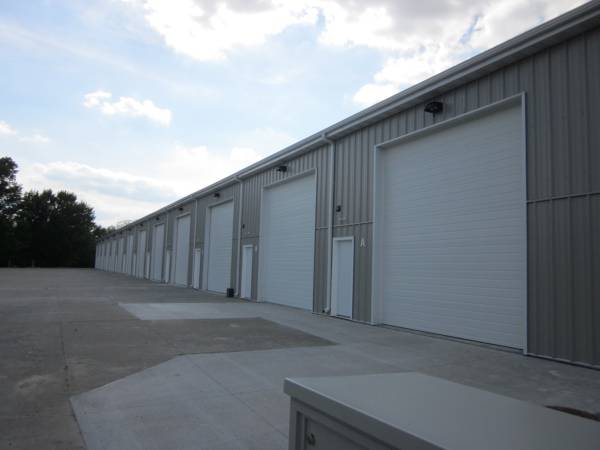 $845 / 1500ft2 - Warehouse Storage or Shop *discount w lease* (2339 Heinz Road, Iowa City)63751351306369122