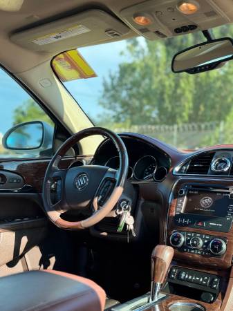 2013 Buick Enclave Premium // Título Limpio // ¡LUJO! // - $8,999 (Bien Mantenida // ¡PRECIO PARA VENDER RÁPIDO!)63618430485505122