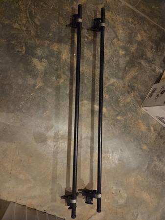 Yakima Rain Gutter Complete Roof Rack 1