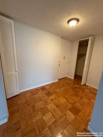 $4,450 / 3br - 1500ft2 - **BROOKLINE 3BED/2BATH-CLOSE TO BOYLSTON ST, LONGWOOD & BEACON ST! (Brookline)63699215654401121