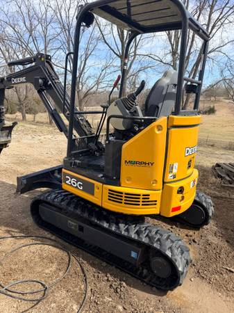 2016 John Deere 26G mini-excavator 1