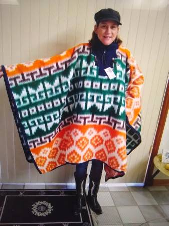 *NEW *PONCHO/BLANKET * BLONCHO *STERLING SILVER BUTTONS!! GREAT X -MAS 1