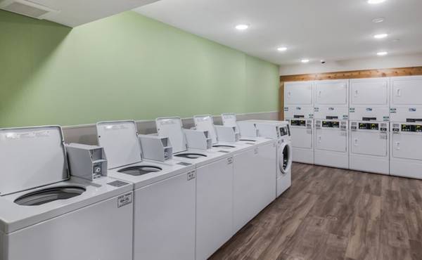 $1,250 / 1br - Pay monthly, stress-free: no contract, no deposit! (1201 Louis Henna Blvd, Round Rock, TX)63922559750274124