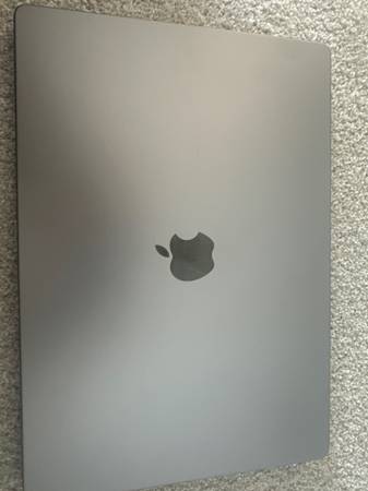 Apple 16" M1 Max MacBook Pro with 64GB ram 1