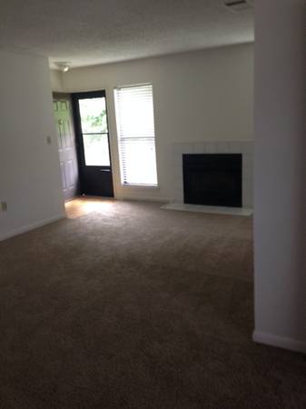 $1,799 / 3br - 1432ft2 - 3 Bedroom 2 Bath - $1799 - 1432ft2 (Asheville)64029374421249121