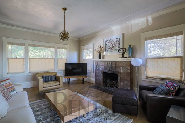 $7,950 / 4br - 3200ft2 - Moderna propiedad en Uplands: ¡Personalizada de 3bd/3ba + 1bd/1ba ADU con vistas a la bahía! (berkeley north / hills)63851970126595122