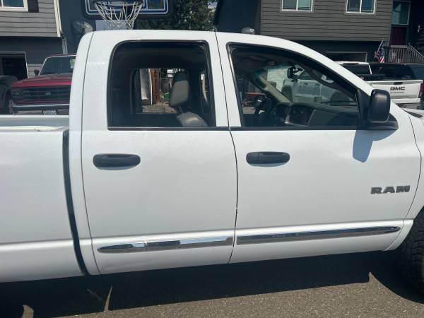 2008 Dodge Ram 1500 - $3,50063470890950017122