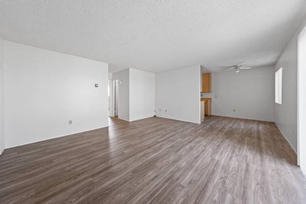$2,395 / 2br - 850ft2 - Move-in Special $200 off 1st & 7th Month! 2BR/1.5 BATH APARTMENTS (Chula Vista)63621380381955124