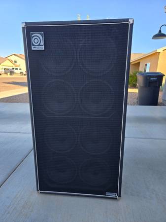 Ampeg 810 bass cabinet 1