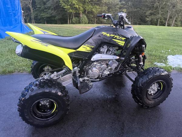 2021 Yamaha raptor 700 R Special edition  showroom mint condition 1