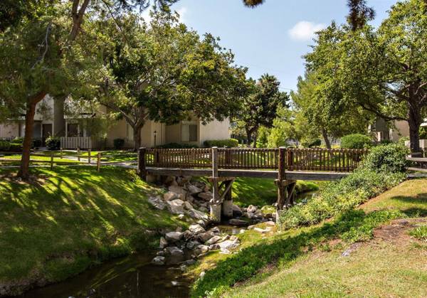 $2,200 / 1br - SD 1B Walker Friendly + Pets OK, Upscale & Updated and More (Oceanside)63657141815939122