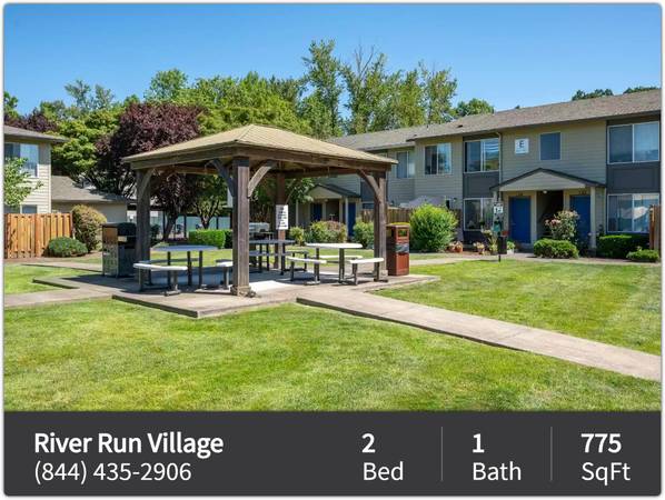 $1,599 / 2br - 775ft2 - Ready for a change? This 2 BR, 775 Sq Ft is a breath of fresh air. (Gladstone/Milwaukie - Close to shopping & local restaurants!)63820848959873122