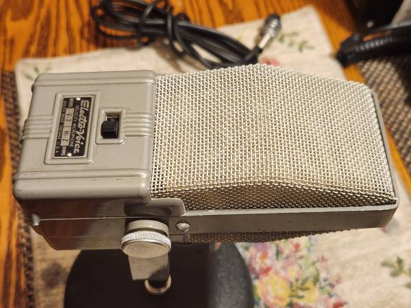 Vintage 1950's ELECTRO-VOICE EV V-2 Ribbon Microphone + Stand