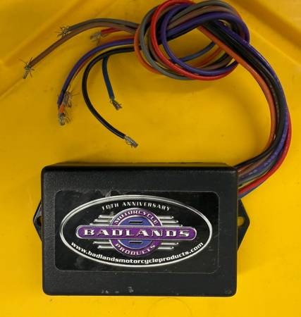 Badlands Motorcycle Wiring Harness - ILL-01 Illuminator 1