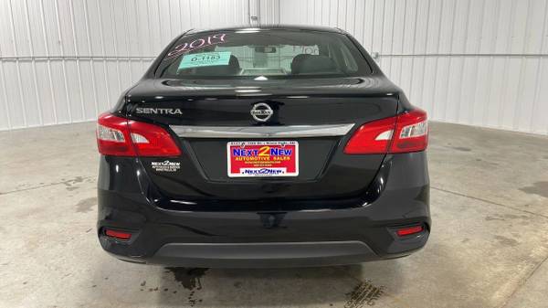 2019 Nissan Sentra - ¡Financiamiento interno disponible! - $11,99563442844305153122
