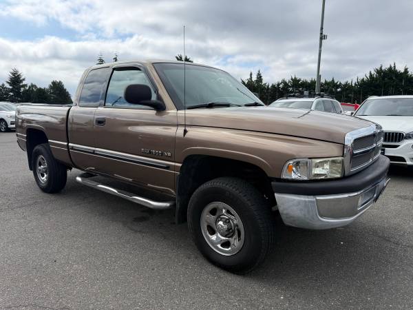 2000 RAM 1500 4WD - Photo 2