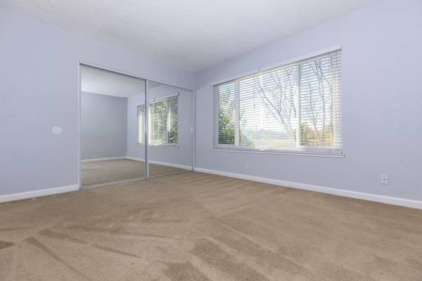 $2,310 / 1br - 650ft2 - Mantenimiento disponible por llamada y en el lugar, ventiladores de techo, 1 habitación (danville / san ramon)63668012019713121
