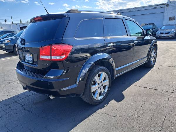 2011 Dodge  Journeys LUX >>>$1000 down<<< - $4,000 (Sacramento)63501709828227123