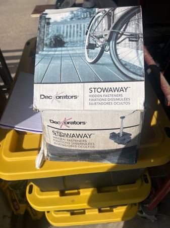 Deckorators stowaway Composite decking fasteners 1