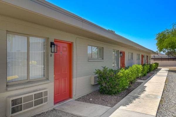 $875 / 1br - 540ft2 - Las Vegas NV, 1/BD 1/BA, Walk-In Closets (1363 Living Desert, Las Vegas, NV)63859499724545124
