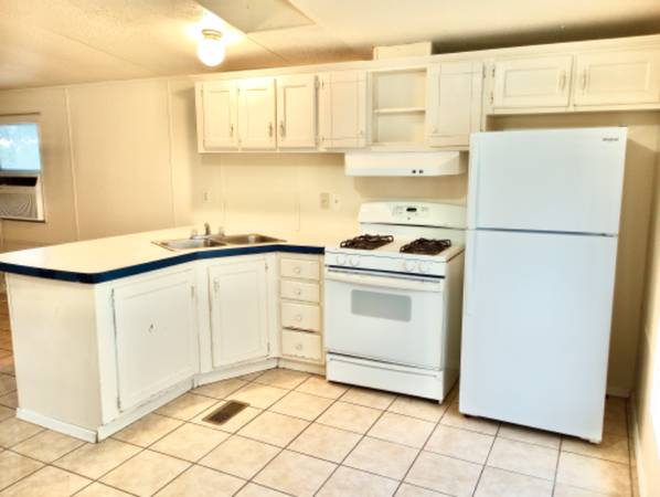 $875.00 / 2br - 1000ft2 - 2 bdrm 1 bath Mobile Home for Rent, Quiet Community63861849872897120