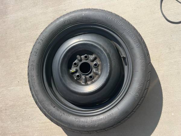 Toyota Camry Solara  Spare Tire 1