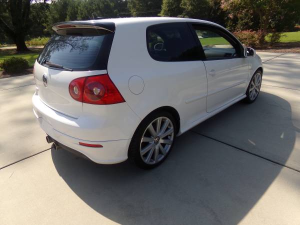 2008 volkswagen r32 v6 awd 3.2 2 dueños*138K)millas autopista cargado%%% - $12,500 (riverdale)63621356008961124