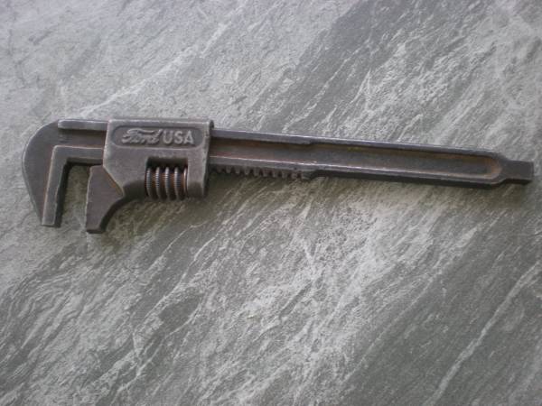 Ford Wrench 1