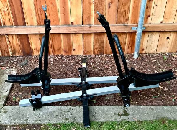 Sell me your damaged or bad Thule bike rack (like in the photo) 1