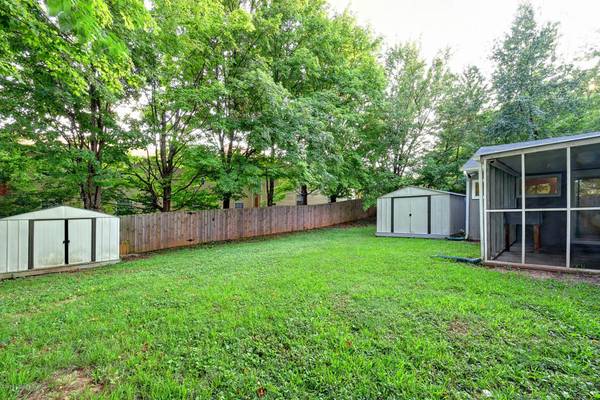 $1,799 / 3br - 2200ft2 - 3820 Riveroaks Ln (Louisville)64008827373314121
