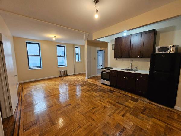 $907 / 1br - Serene One Bedroom with Quiet Neighborhood Feel (los gatos)63770451043587124
