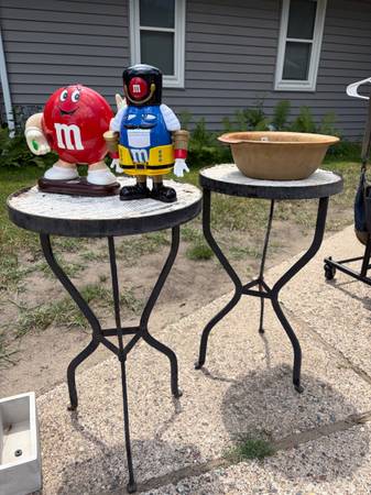 Yard sale photo