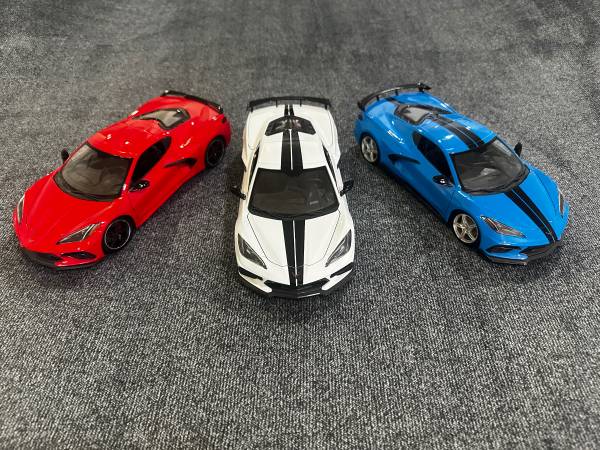 Corvette C8 1:18 Scale Die-casts (Lot of 3)! 1