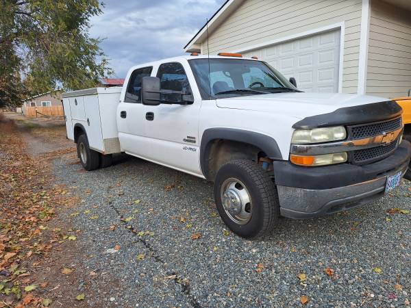 2001 Chevy 3500 1