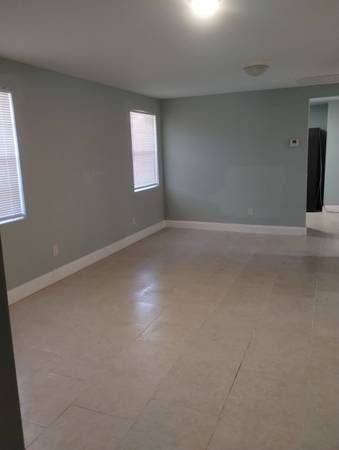 $130,000 / 2br - 900ft2 - 1603 w 27th Jax FL 32209 (Jacksonville FL)63379520567683123