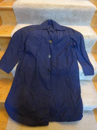 Ladies navy raincoat 1