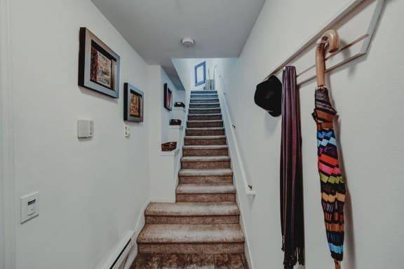 $3,754 / 2br - 1482ft2 - Two- and Three-Bedroom Tri-Level Townhomes, We Welcome Pets (Renton)63874305910403124