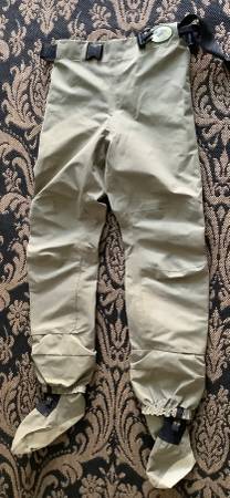 LL BEAN - FLY FISHING BOOTS AND WADERS 1
