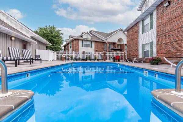 Pet Friendly, Balcony or Patio, Vinyl Wood Flooring 1