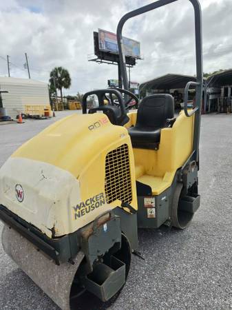 WACKER NEUSON 1-3 TON ROLLER 1